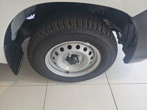 Toyota Hilux 2.0 VvtiP/U Single Cab - Image 16