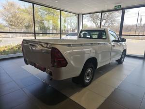 Toyota Hilux 2.0 VvtiP/U Single Cab - Image 2