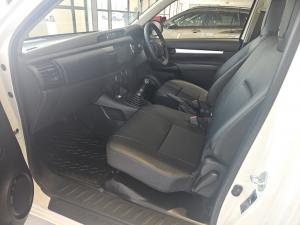 Toyota Hilux 2.0 VvtiP/U Single Cab - Image 7