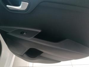 Kia RIO 1.4 LX automatic 5-Door - Image 17