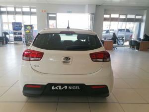 Kia RIO 1.4 LX automatic 5-Door - Image 5