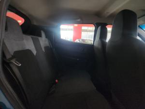 Renault Kwid 1.0 Expression / Life 5-Door - Image 11