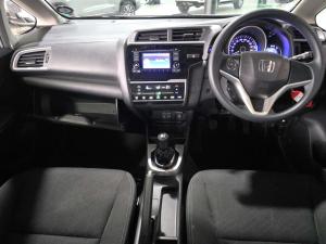 Honda WR-V 1.2 Comfort - Image 12