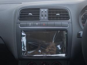 Volkswagen Polo Vivo hatch 1.4 - Image 20
