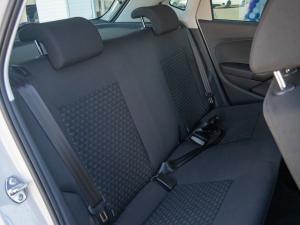 Volkswagen Polo Vivo hatch 1.4 - Image 12