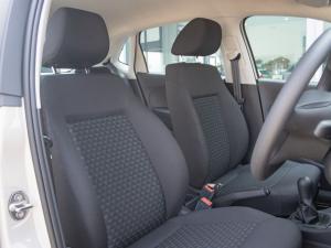 Volkswagen Polo Vivo hatch 1.4 - Image 14