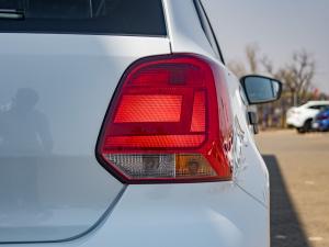 Volkswagen Polo Vivo hatch 1.4 - Image 9