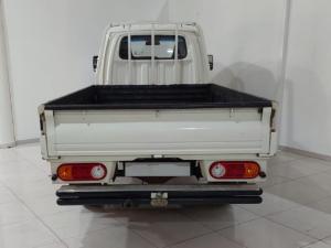 Hyundai H-100 Bakkie 2.6D deck (aircon) - Image 4