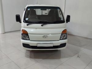 Hyundai H-100 Bakkie 2.6D deck (aircon) - Image 8