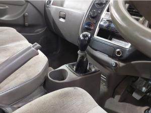 Hyundai H-100 Bakkie 2.6D deck (aircon) - Image 9