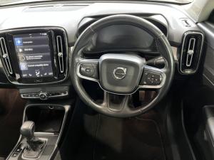 Volvo XC40 T3 Momentum - Image 6