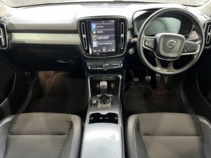 Volvo XC40 T3 Momentum - Image 7