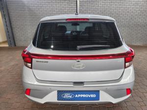 Hyundai Grand i10 1.2 Premium hatch - Image 4