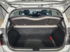 Hyundai Grand i10 1.2 Premium hatch - Image 5