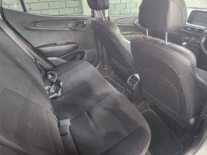 Hyundai Grand i10 1.2 Premium hatch - Image 7