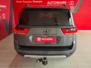 Toyota Land Cruiser 300 3.3D GR-Sport - Image 4