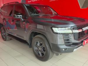 Toyota Land Cruiser 300 3.3D GR-Sport - Image 9