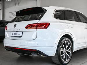 Volkswagen Touareg V6 TDI Executive R-Line - Image 21