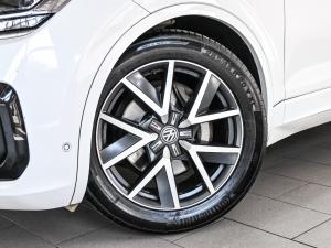 Volkswagen Touareg V6 TDI Executive R-Line - Image 2