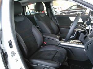 Mercedes-Benz GLA GLA200 Progressive - Image 18