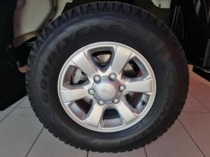 Isuzu D-Max Gen 6 250 single cab Fleetside safety - Image 18