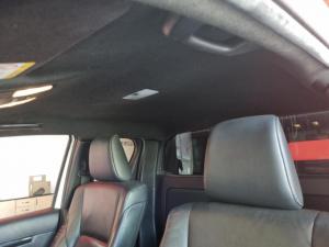 Toyota Hilux 2.8GD-6 Xtra cab 4x4 Legend 50 auto - Image 10
