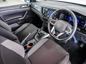 Volkswagen Polo hatch 1.0TSI Life manual - Image 9