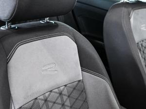 Volkswagen Polo hatch 1.0TSI R-Line - Image 14