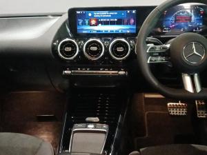 Mercedes-Benz GLA GLA200 Progressive - Image 11