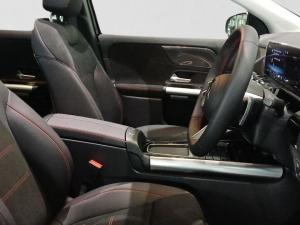 Mercedes-Benz GLA GLA200 Progressive - Image 14