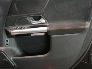 Mercedes-Benz GLA GLA200 Progressive - Image 9