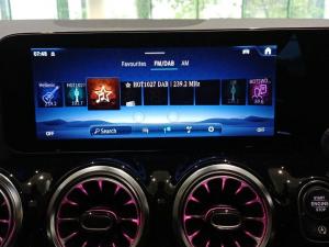 Mercedes-Benz GLA GLA200d Progressive - Image 11
