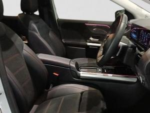 Mercedes-Benz GLA GLA200d Progressive - Image 13
