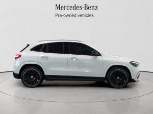 Mercedes-Benz GLA GLA200d Progressive - Image 7