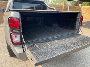 Isuzu D-Max 3.0TD double cab LS 4x4 auto - Image 8