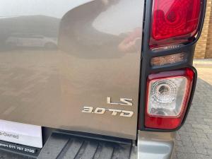 Isuzu D-Max 3.0TD double cab LS 4x4 auto - Image 9