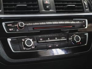 BMW 1 Series 120i 5-door auto - Image 11