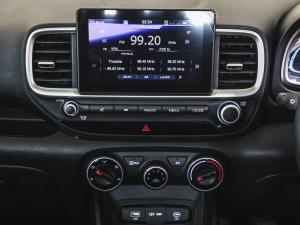Hyundai Venue 1.2 Premium - Image 10