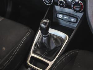 Hyundai Venue 1.2 Premium - Image 13