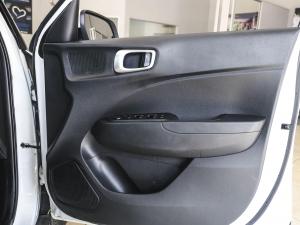 Hyundai Venue 1.2 Premium - Image 14
