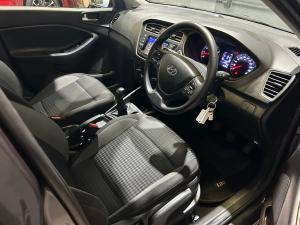 Hyundai i20 1.2 Motion - Image 10