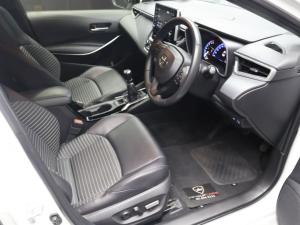 Toyota Corolla 2.0 XR - Image 9