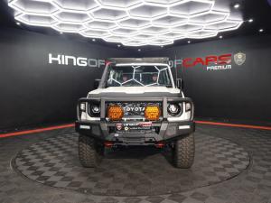 Toyota Land Cruiser 79 2.8GD-6 double cab - Image 2