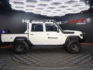 Toyota Land Cruiser 79 2.8GD-6 double cab - Image 3