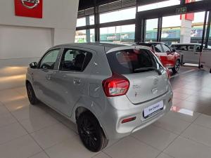 Toyota Vitz 1.0 XR manual - Image 4