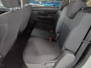 Suzuki Ertiga 1.5 GA - Image 16