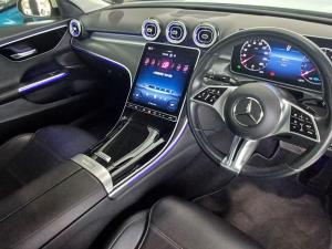 Mercedes-Benz C-Class C200 Avantgarde - Image 12