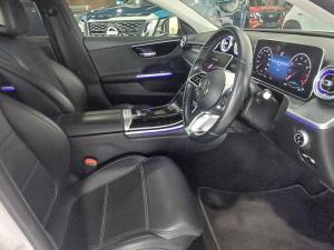 Mercedes-Benz C-Class C200 Avantgarde - Image 16