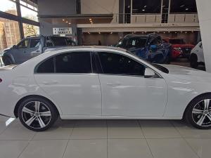 Mercedes-Benz C-Class C200 Avantgarde - Image 8