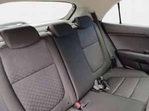 Kia Rio hatch 1.4 LS - Image 10